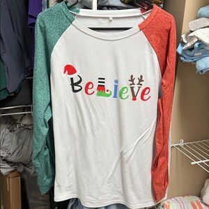 Kids Holiday 'Believe' Raglan Long-Sleeve Top - Red & Green